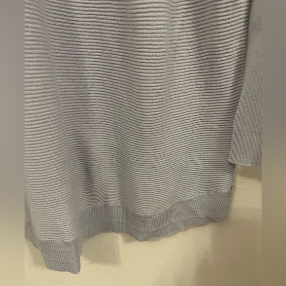 Victoria’s Secret lounge top - Picture 10 of 13